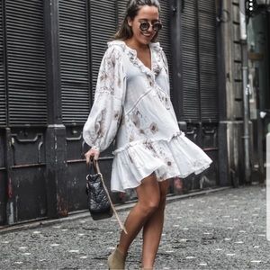 H&M Flounced Dress size 4 NWT white/ flowers boho style